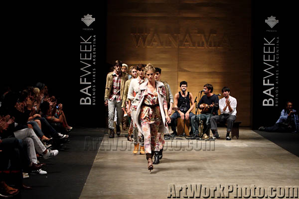 BAFWeek_2010_1_099_IMG_9853